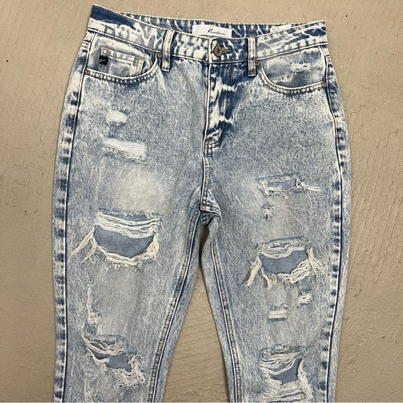 KANCAN LIGHT DENIM DISTRESSED COLLIE HIGH RISE MOM JEANS 26 - Picture 4 of 10
